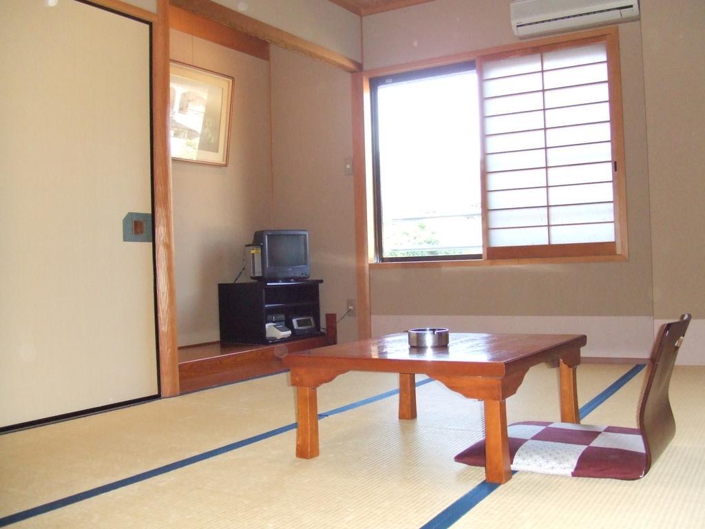 Ryokan Ginsuikaku Майдзуру Экстерьер фото